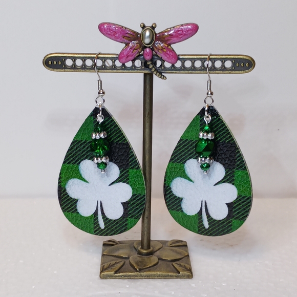 St. Patrick's day Earrings. Lt. wt. Vinyl shamrock print teardrop crystal dangle - Picture 1 of 4